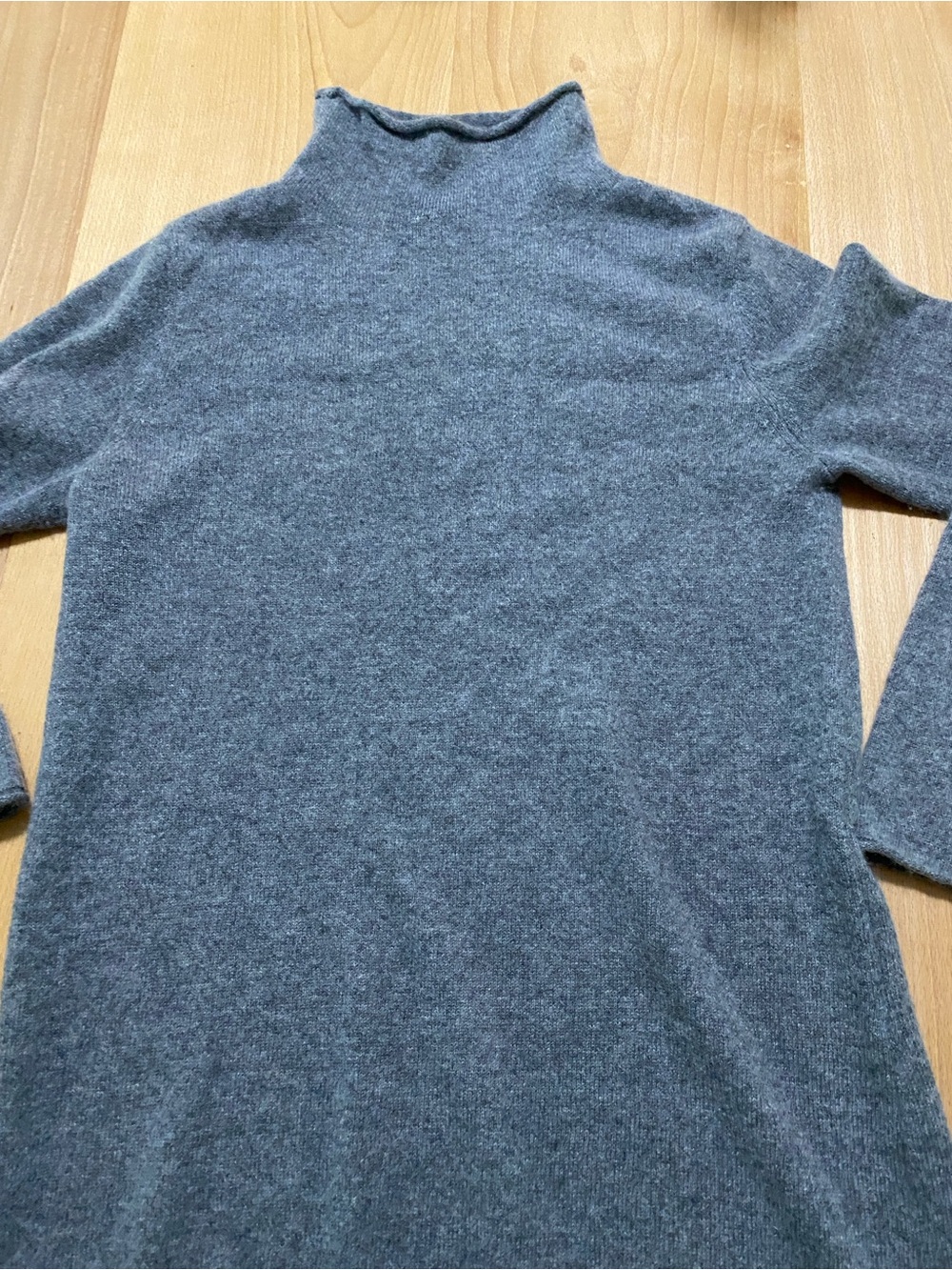 Philosophy Cashmere Women’s Sweater Dress Gray *hole